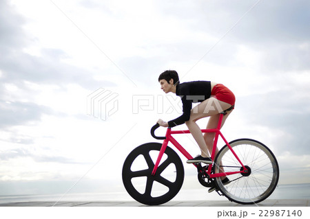 Professional rider enjoys recreation time outdoors Professional rider enjoys recreation time outdoors 22987140