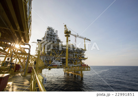 Offshore construction platform for production oil Offshore construction platform for production oil 22991851