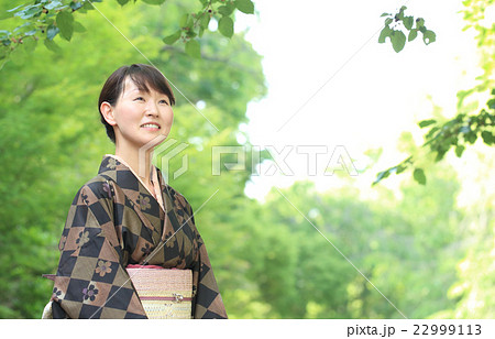 着物の女性 着物の女性 22999113