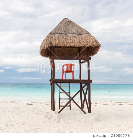 Lifeguard tower on beach Lifeguard tower on beach 23000578
