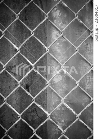 Steel mesh fence,Steel wire mesh on rusty galvaniz 23004017