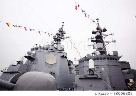 護衛艦 むらさめ あたご 海上自衛隊 横須賀基地 観艦式 一般公開の写真素材