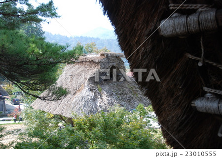 合掌造の家屋（岐阜県大野郡白川村荻町） 23010555