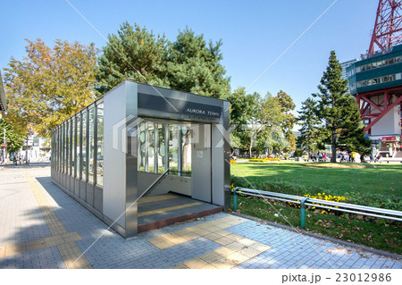 札幌地下街入口、大通公園 23012986