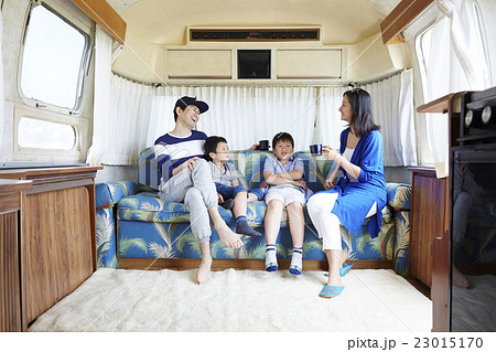 キャンピングカー　ファミリー 23015170