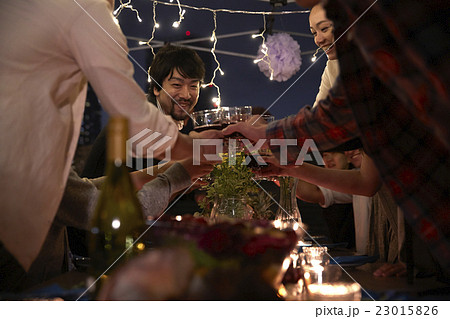 パーティ　ディナー 23015826