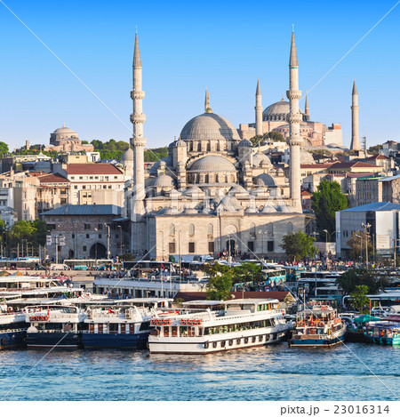 The New Mosque The New Mosque 23016314