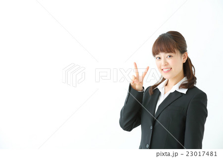 リクルートイメージ 若い女性 リクルートイメージ 若い女性 23017481