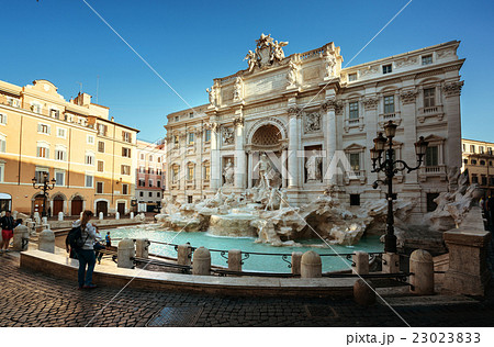 Trevi fountain, Rome 23023833