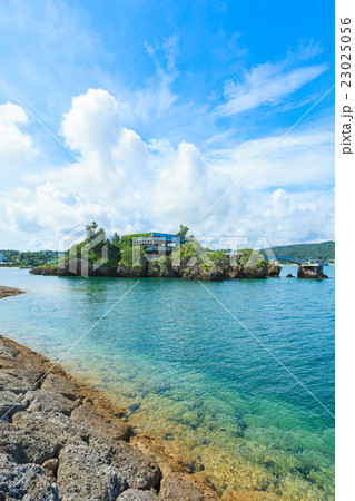 沖縄 ヒートゥー島の写真素材