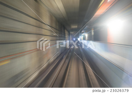 Heigh velocity speeding underground train 23026379