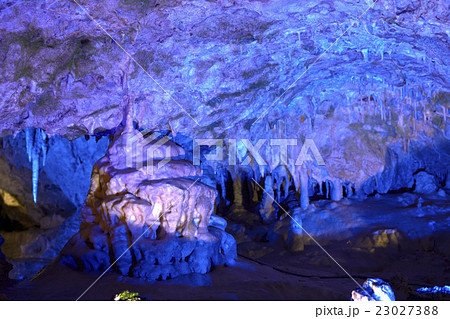 岐阜県 飛騨大鍾乳洞 23027388