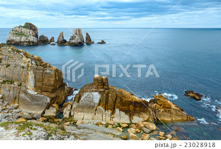 Atlantic ocean coastline near Portio Beach 23028918