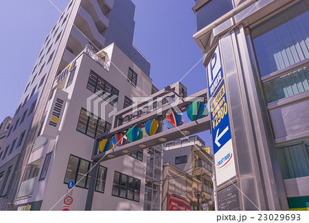 駅前風景 恵比寿駅 恵比寿銀座入口の写真素材