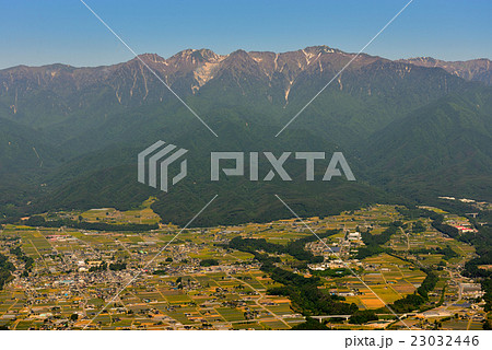陣馬形山　山頂 23032446