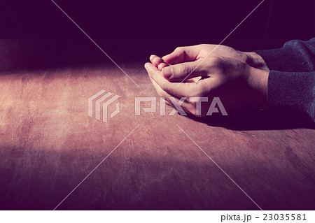 Praying Hands 23035581