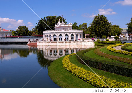 バーン・パイン離宮の庭園 23049483