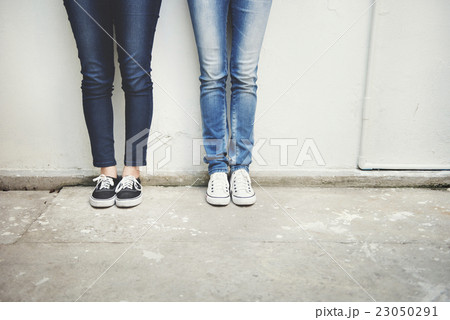 Foot Feet Trends Street Shoes Sneakers City Concept 23050291