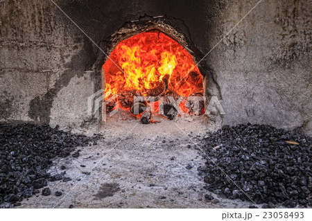 Wood burning ovens 23058493