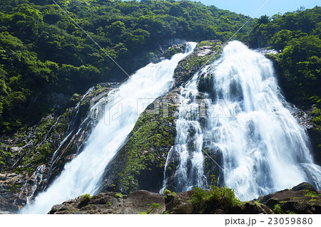 屋久島　大川の滝 23059880