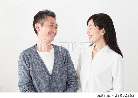 仲良し夫婦 23062262