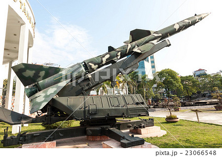 ベトナム戦争時に北ベトナム軍が使用したS-75ミサイル(SA-2ガイドライン)地対空ミサイル ベトナム戦争時に北ベトナム軍が使用したS-75ミサイル(SA-2ガイドライン)地対空ミサイル 23066548
