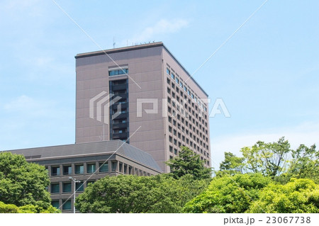 宮城県庁 23067738