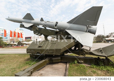 ベトナム戦争時に北ベトナム軍が使用した地対空ミサイルのS-75ミサイル(SA-2ガイドライン) ベトナム戦争時に北ベトナム軍が使用した地対空ミサイルのS-75ミサイル(SA-2ガイドライン) 23068043