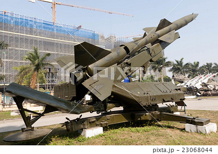 ベトナム戦争時に北ベトナム軍が使用した地対空ミサイルのS-75ミサイル（SA-2ガイドライン） 23068044