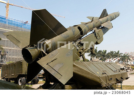 ベトナム戦争時に北ベトナム軍が使用した地対空ミサイルのS-75ミサイル（SA-2ガイドライン） 23068045