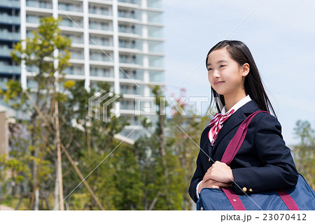 中学生 中学生 23070412