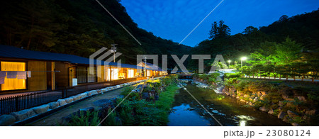 湯ノ口温泉宿泊施設 23080124