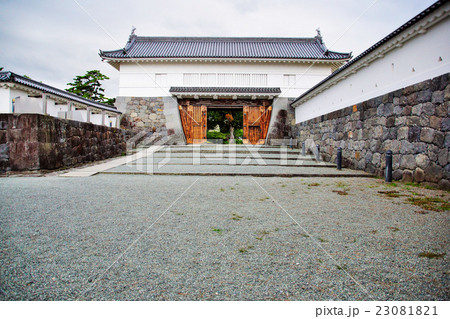 神奈川県 小田原城 二の丸 銅門 (外側 ) 2015年8月 神奈川県 小田原城 二の丸 銅門 (外側 ) 2015年8月 23081821