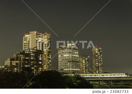 二子玉川駅周辺の夜景の写真素材