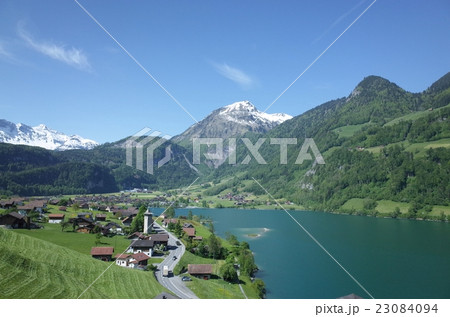 ブリエンツ湖 23084094