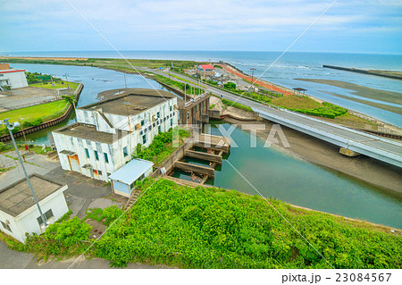 長生村　一宮川河口の排水機場を撮影 23084567