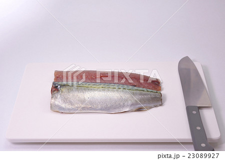鯖 三枚おろしの写真素材