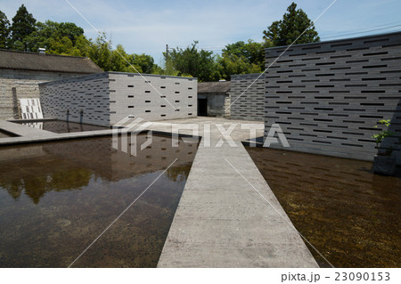 STONE PLAZA 23090153