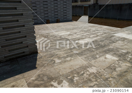 STONE PLAZA STONE PLAZA 23090154