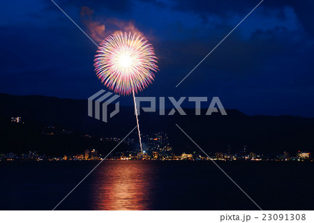 長野県 諏訪湖湖上花火大会 2015年8月15日 長野県 諏訪湖湖上花火大会 2015年8月15日 23091308