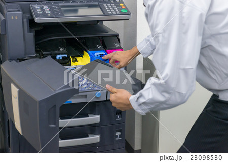 コピー機　メンテナンス 23098530