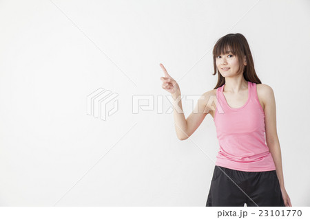 20代女性スポーツイメージ 20代女性スポーツイメージ 23101770