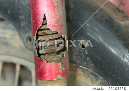 motorcycle shock absorber rusty crack broken 23103238