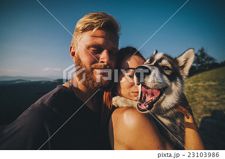 photography couple and dog photography couple and dog 23103986
