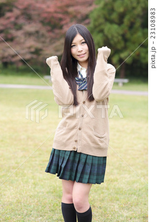 女子高生 23108983