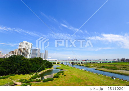 二子玉川駅付近の風景 23110204