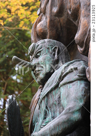 金剛山瑞峯寺の天狗像 金剛山瑞峯寺の天狗像 23113925