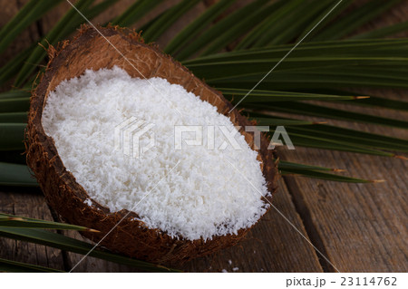 Close up of coconut flakes 23114762