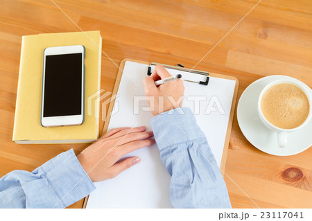 Office desk table with note paper Office desk table with note paper 23117041
