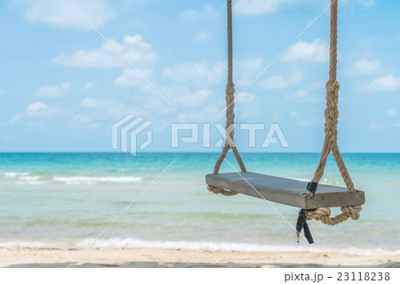 A swing on the beach 23118238